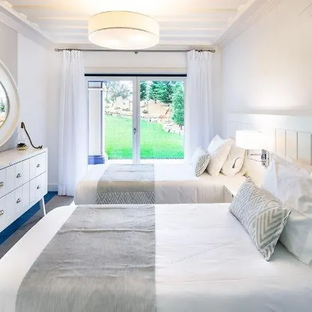 Sleeps 8 Pool Wifi Malhadais