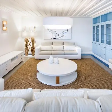 Sleeps 8 Pool Wifi Villa *